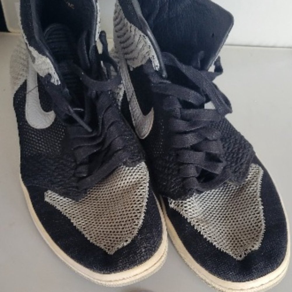 NIKE Air Jordan 1 Retro High